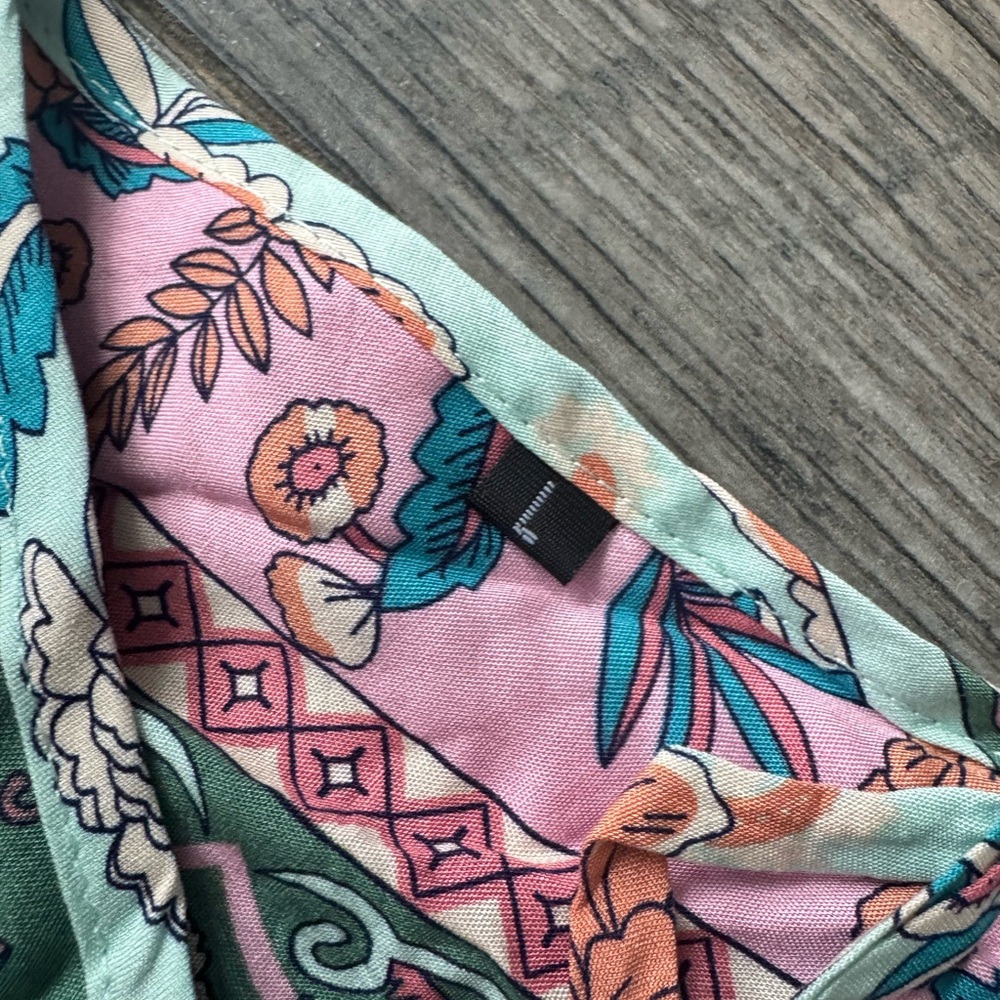 Floral Patterned Dress with Tie Neck - Picture 3 of 5